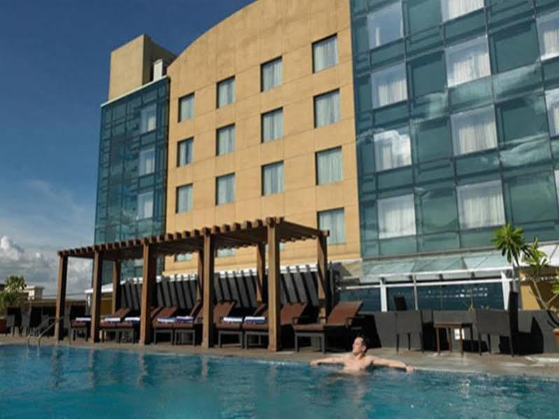 Royal Orchid Central, 4*