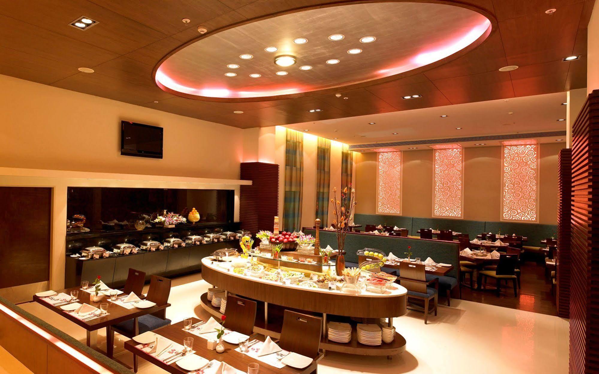 Royal Orchid Central, Hotel Pune