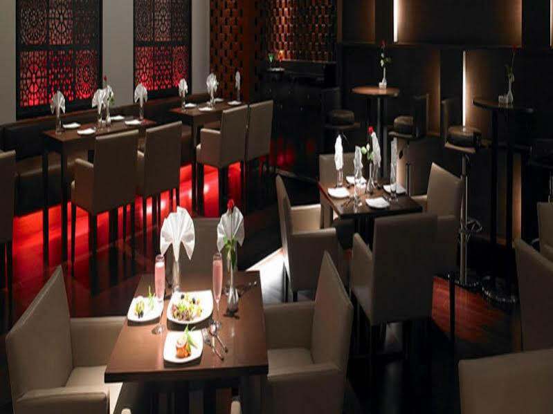 Royal Orchid Central, Hotel 4*